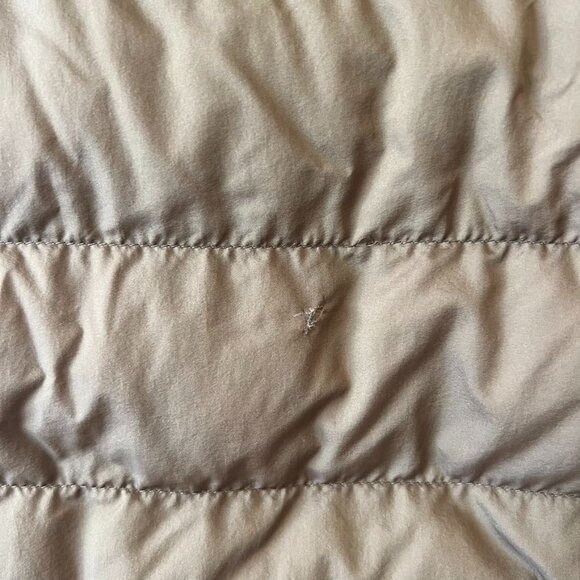 UNIQLO Down Lightweight Brown Puffer Jacket Size Medium - Picture 3 of 4